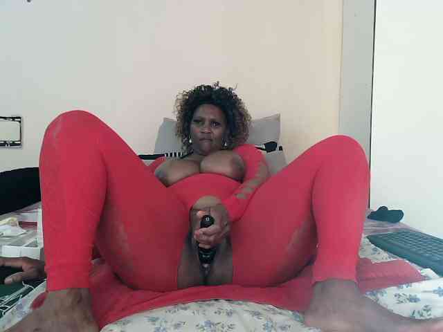 Model: CreamyBum