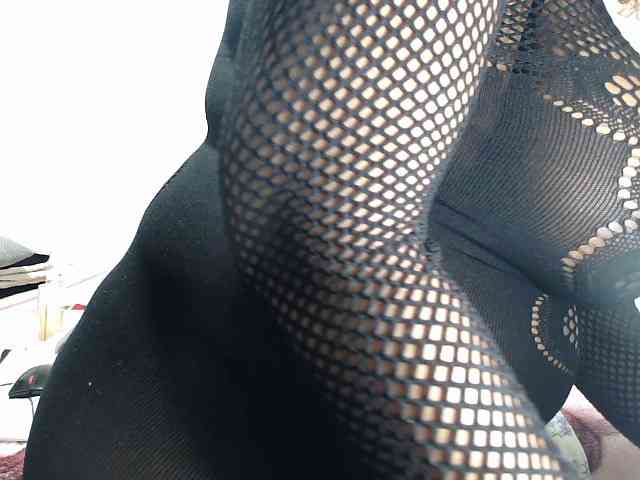 Model: CreamyBum