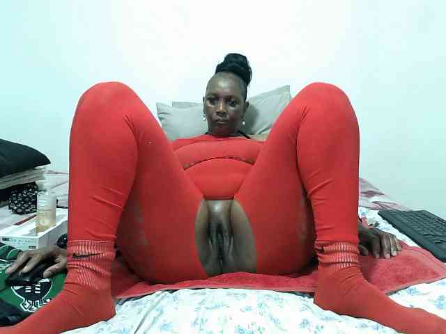 CreamyBum webcam