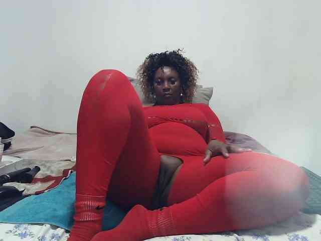 Model: CreamyBum