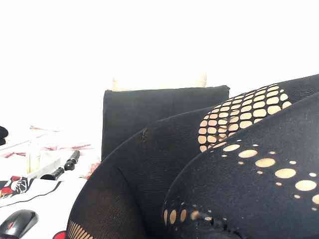 CreamyBum webcam