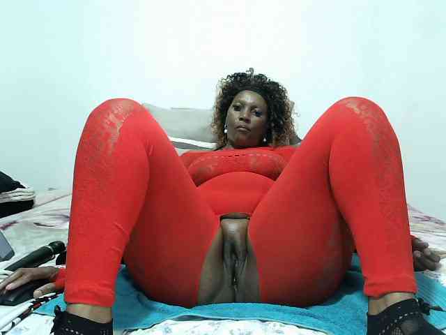 Model: CreamyBum