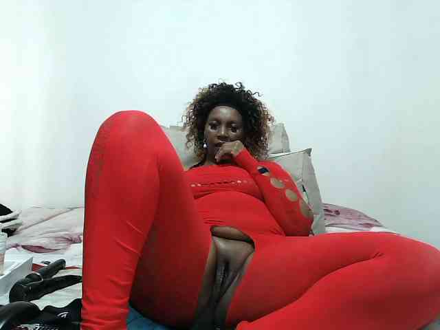 Model: CreamyBum