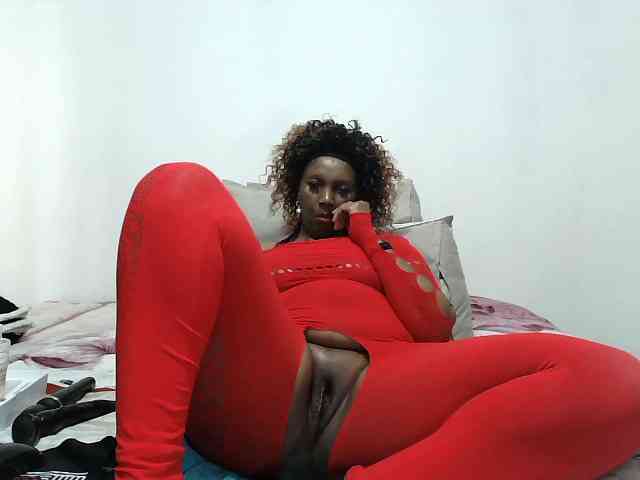 Model: CreamyBum