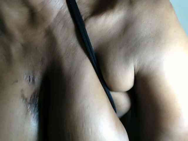 CreamyBum webcam