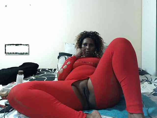 Model: CreamyBum