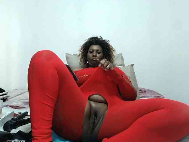 Model: CreamyBum