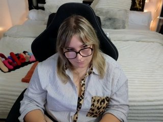 ElvinnaLaFrancaise Porn Show