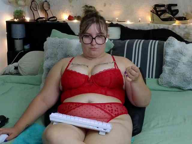 ElvinnaLaFrancaise webcam