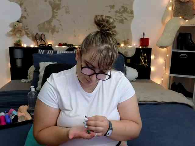 ElvinnaLaFrancaise webcam