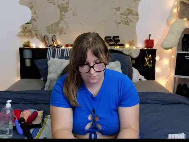 ElvinnaLaFrancaise webcam
