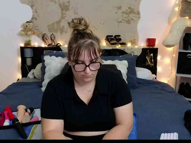 ElvinnaLaFrancaise webcam