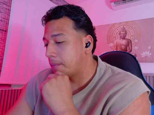 Tom-Muscle Tom-Muscle