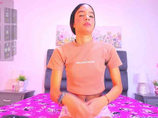 MartinaAldana webcam