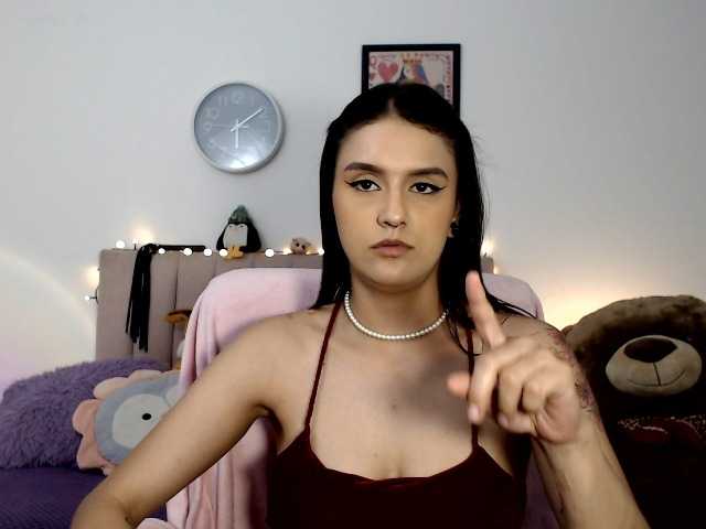 itsvalentine live cam on BongaCams