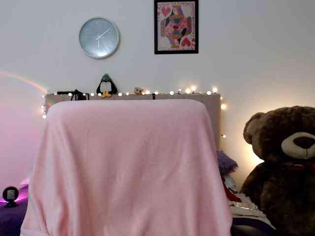 itsvalentine webcam