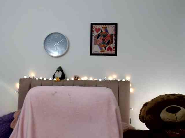 itsvalentine webcam