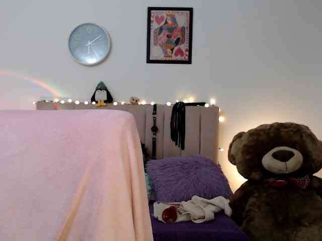 itsvalentine webcam