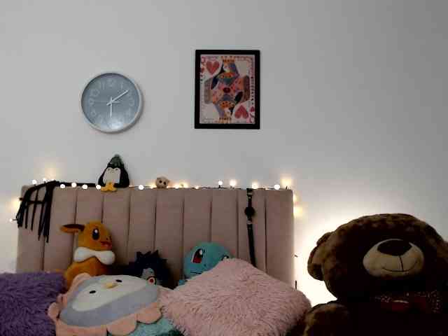 itsvalentine webcam