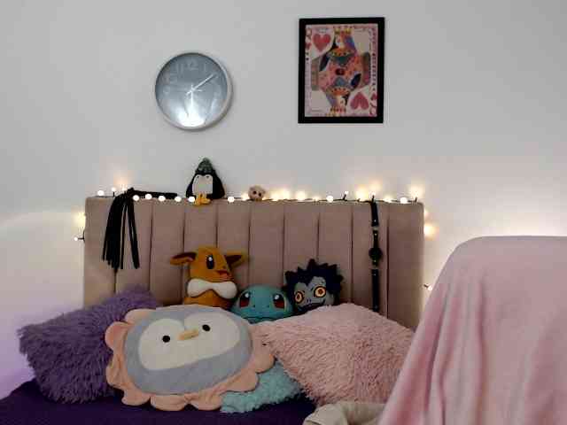 itsvalentine webcam