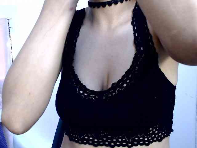 itsvalentine webcam