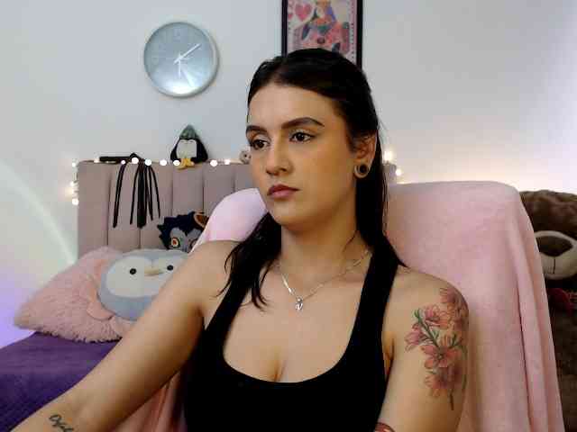 itsvalentine webcam