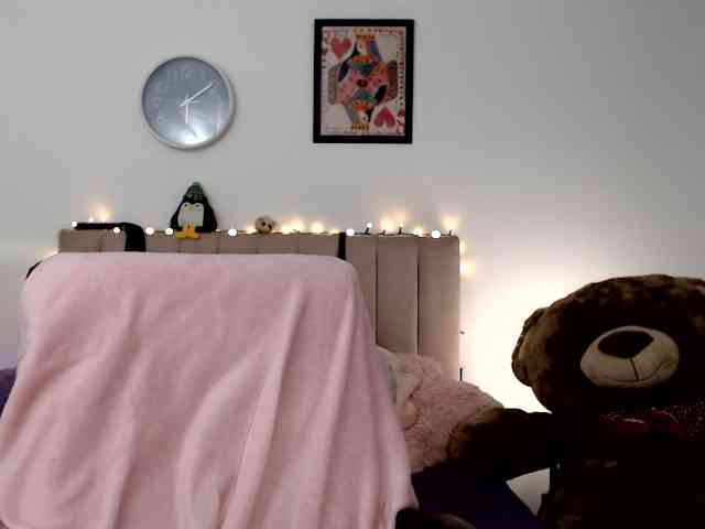 itsvalentine webcam