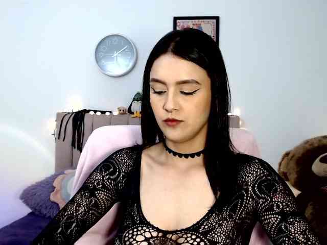 itsvalentine webcam