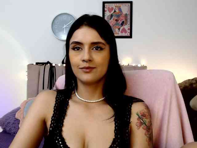 itsvalentine webcam