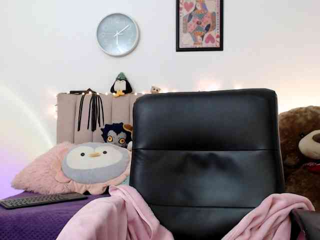 itsvalentine webcam