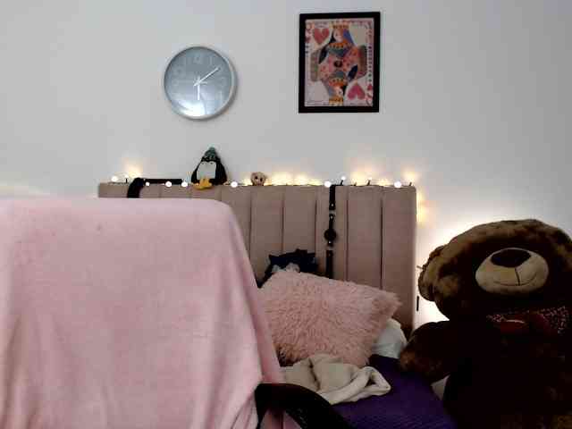 itsvalentine webcam