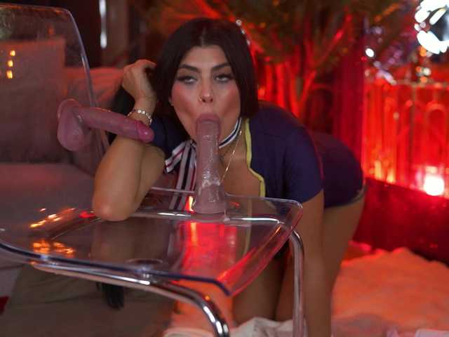 RavennaDArcy live webcam show