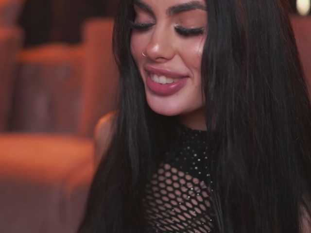 RavennaDArcy live cam on BongaCams