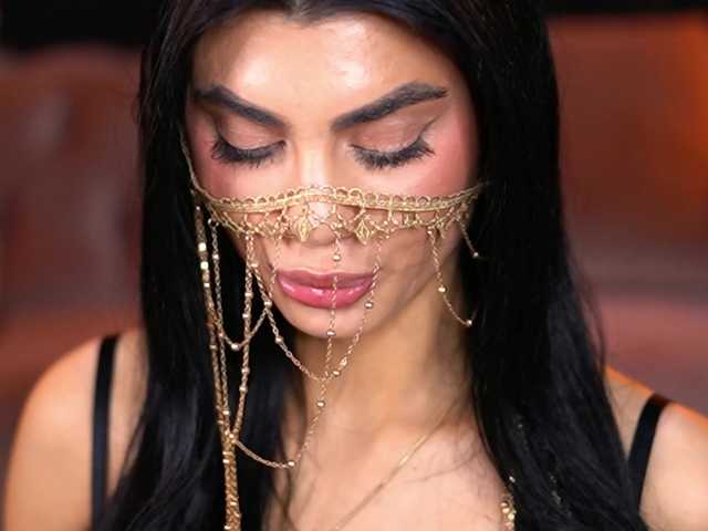RavennaDArcy live cam on BongaCams