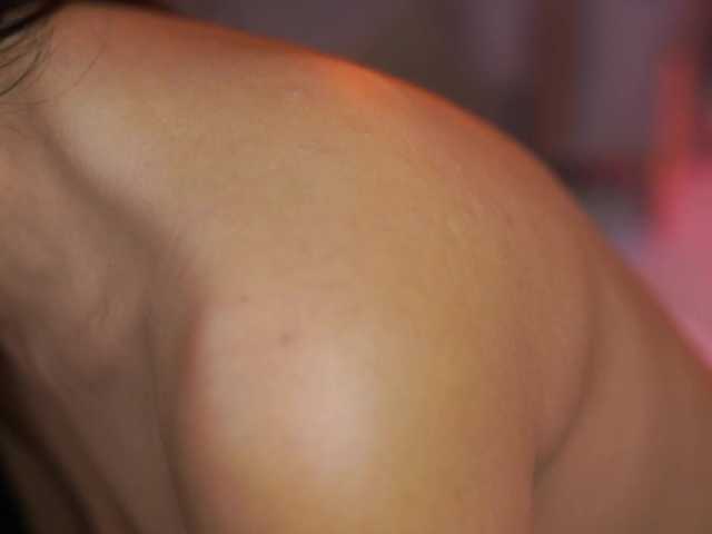 RavennaDArcy live cam on BongaCams
