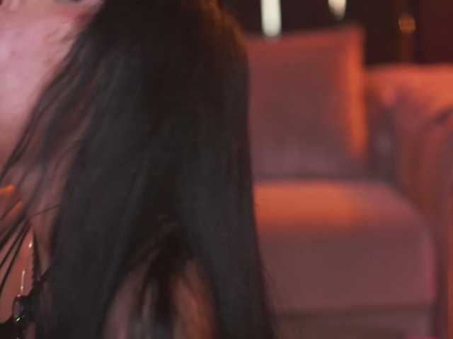 RavennaDArcy live cam on BongaCams