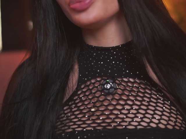 RavennaDArcy live cam on BongaCams