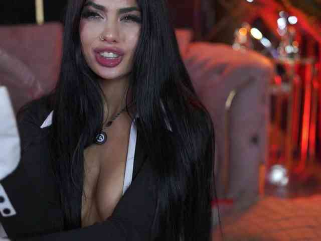 RavennaDArcy webcam