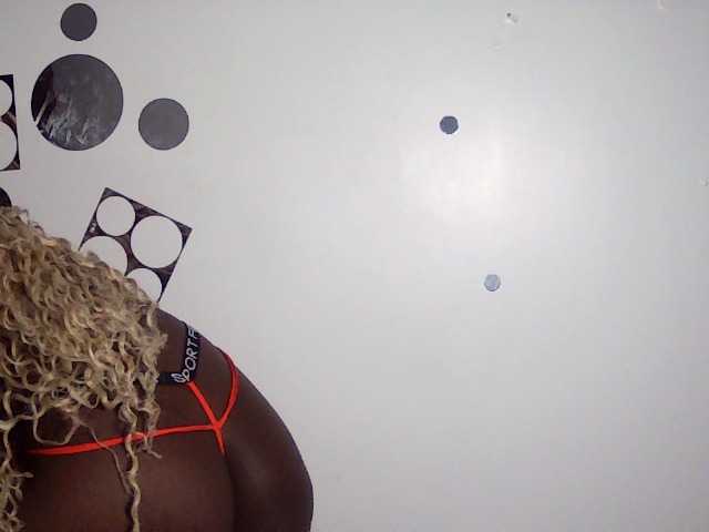 Sexydavinah live cam on BongaCams