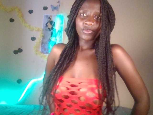 Sexydavinah live cam on BongaCams