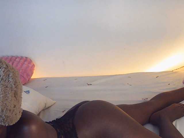 Sexydavinah live cam on BongaCams