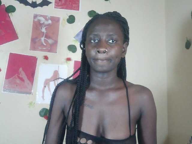 Sexydavinah live cam on BongaCams