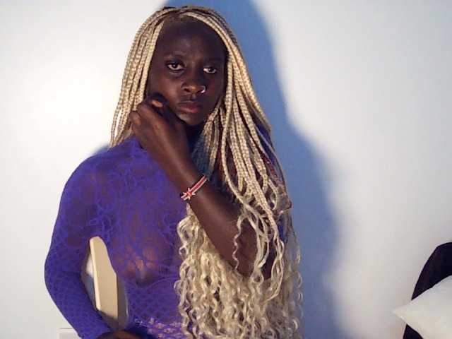 Sexydavinah live cam on BongaCams