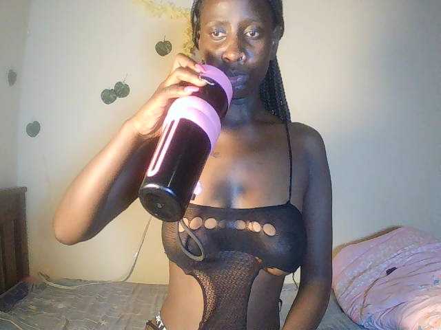 Sexydavinah live cam on BongaCams