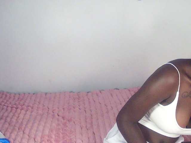 Sexydavinah live cam on BongaCams