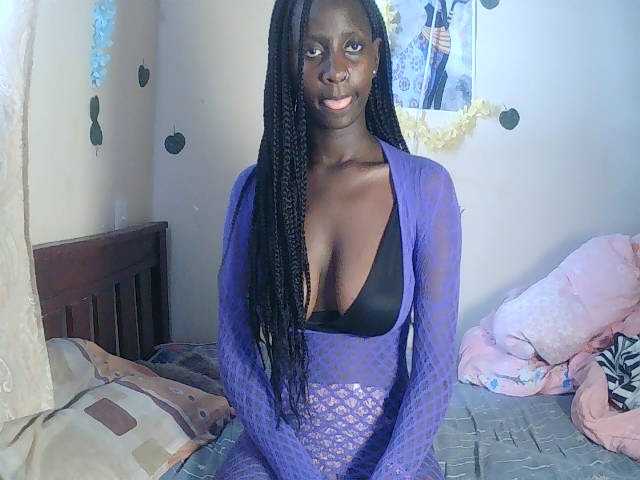 Sexydavinah live cam on BongaCams
