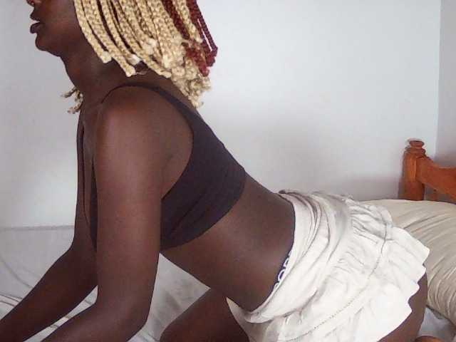 Sexydavinah live cam on BongaCams