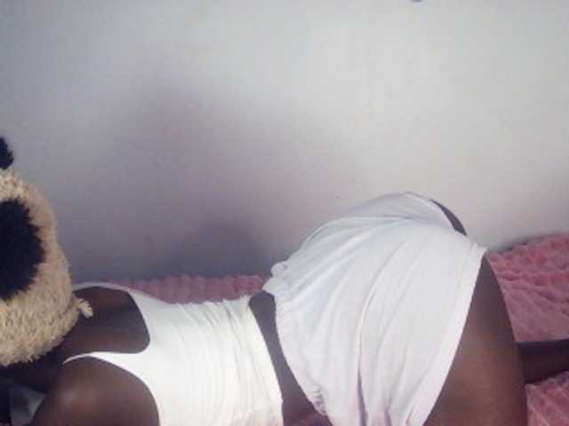 Sexydavinah live cam on BongaCams