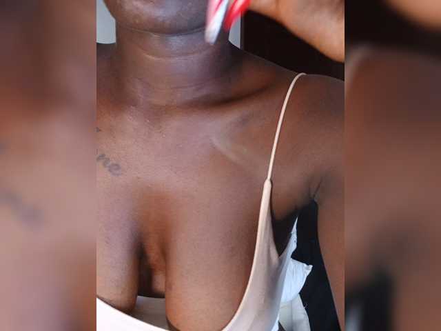 Sexydavinah live cam on BongaCams