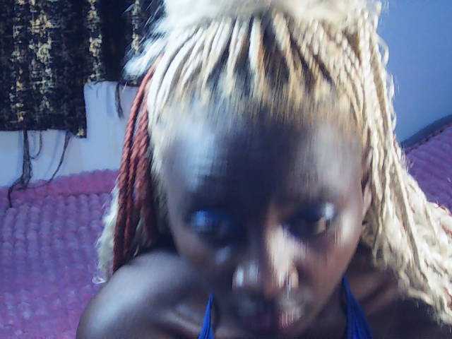 Sexydavinah live cam on BongaCams
